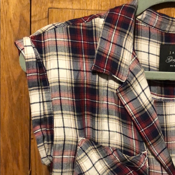 Jach’s Capsleeve Plaid Button down - Picture 2 of 5